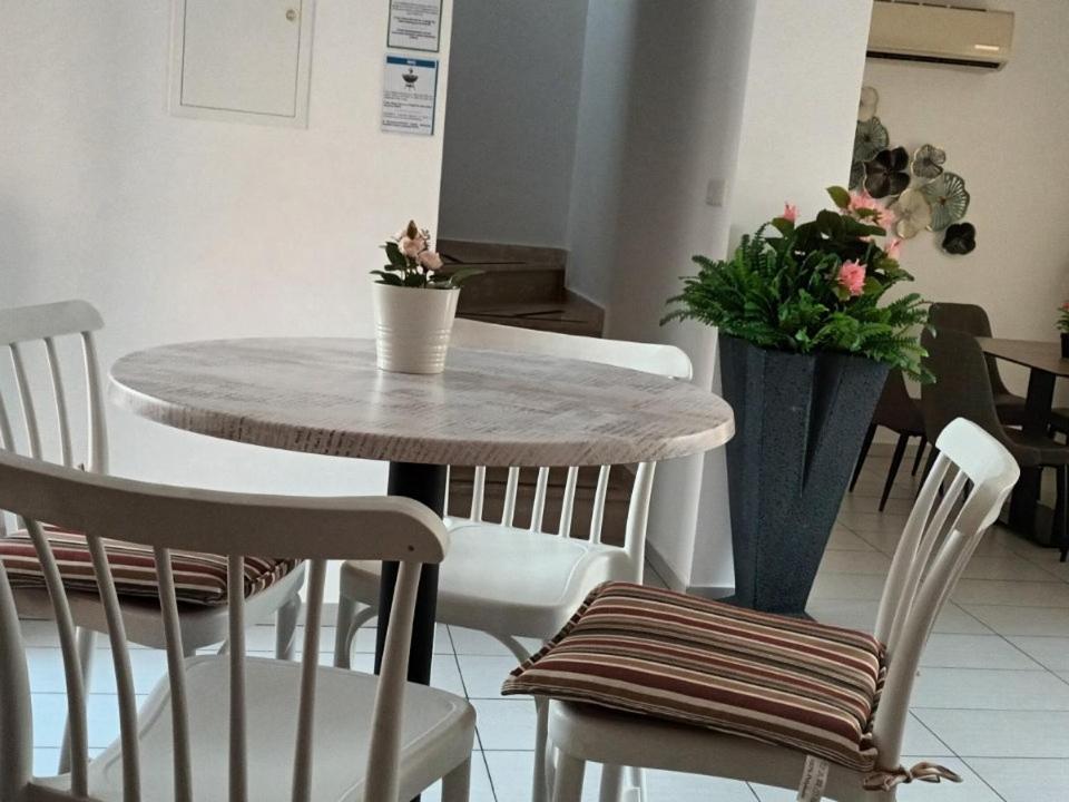 Pernera 33 Beach House 普罗塔拉斯 外观 照片